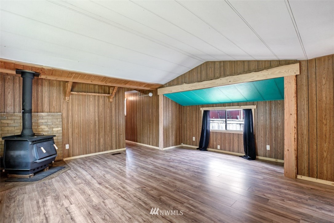 292 Osborn Road Ashford, WA 98304 - Photo 11 of 25 Gallery Image 11