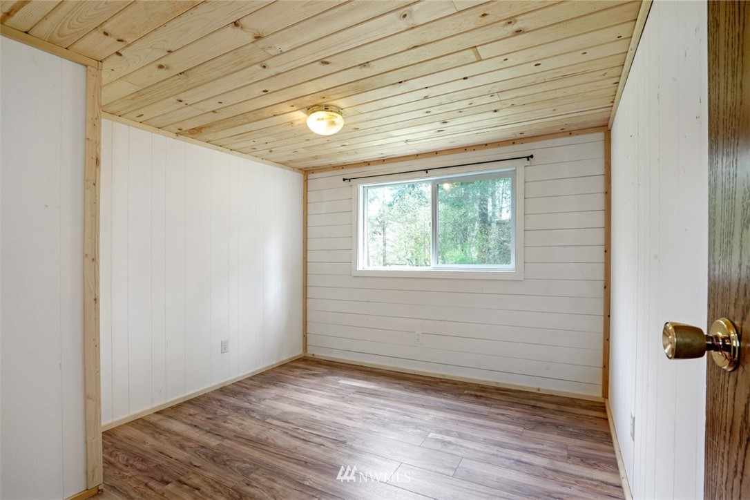 292 Osborn Road Ashford, WA 98304 - Photo 14 of 25 Gallery Image 14