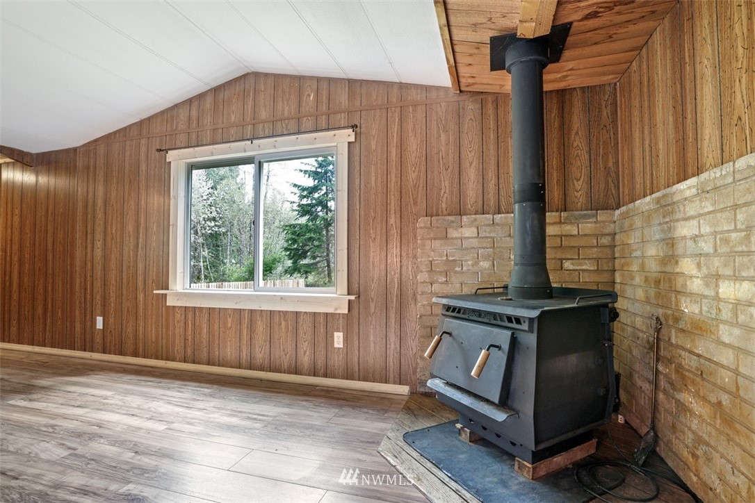 292 Osborn Road Ashford, WA 98304 - Photo 10 of 25 Gallery Image 10