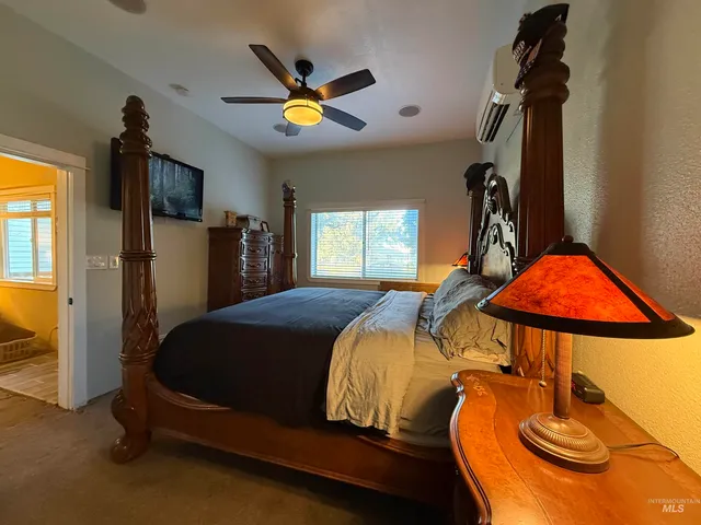 $220,000 | 206 East C Street, Shoshone, ID 83352