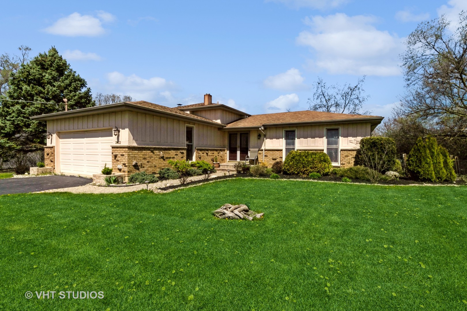 24432 West Hart Road Round Lake, IL 60073 - Photo 1 of 16 Gallery Image 1