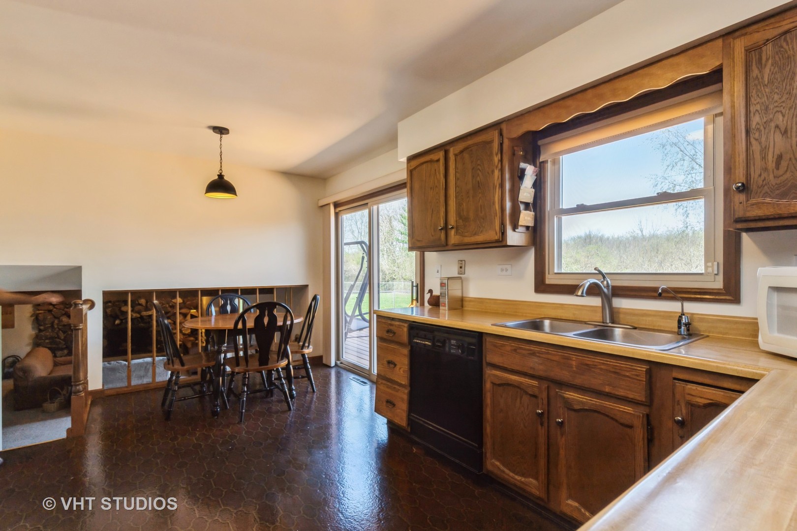 24432 West Hart Road Round Lake, IL 60073 - Photo 2 of 16 Gallery Image 2