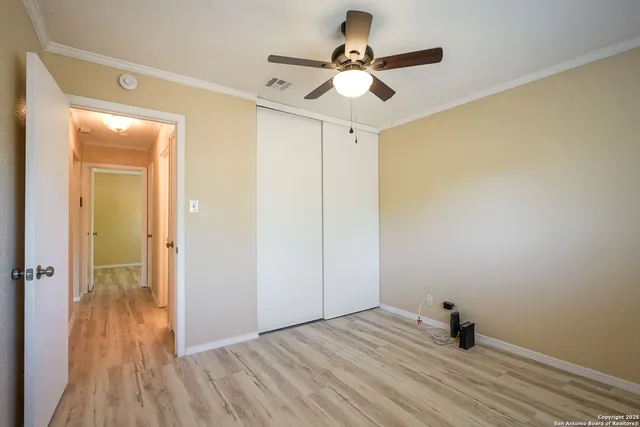 a house with yard and front view of a house