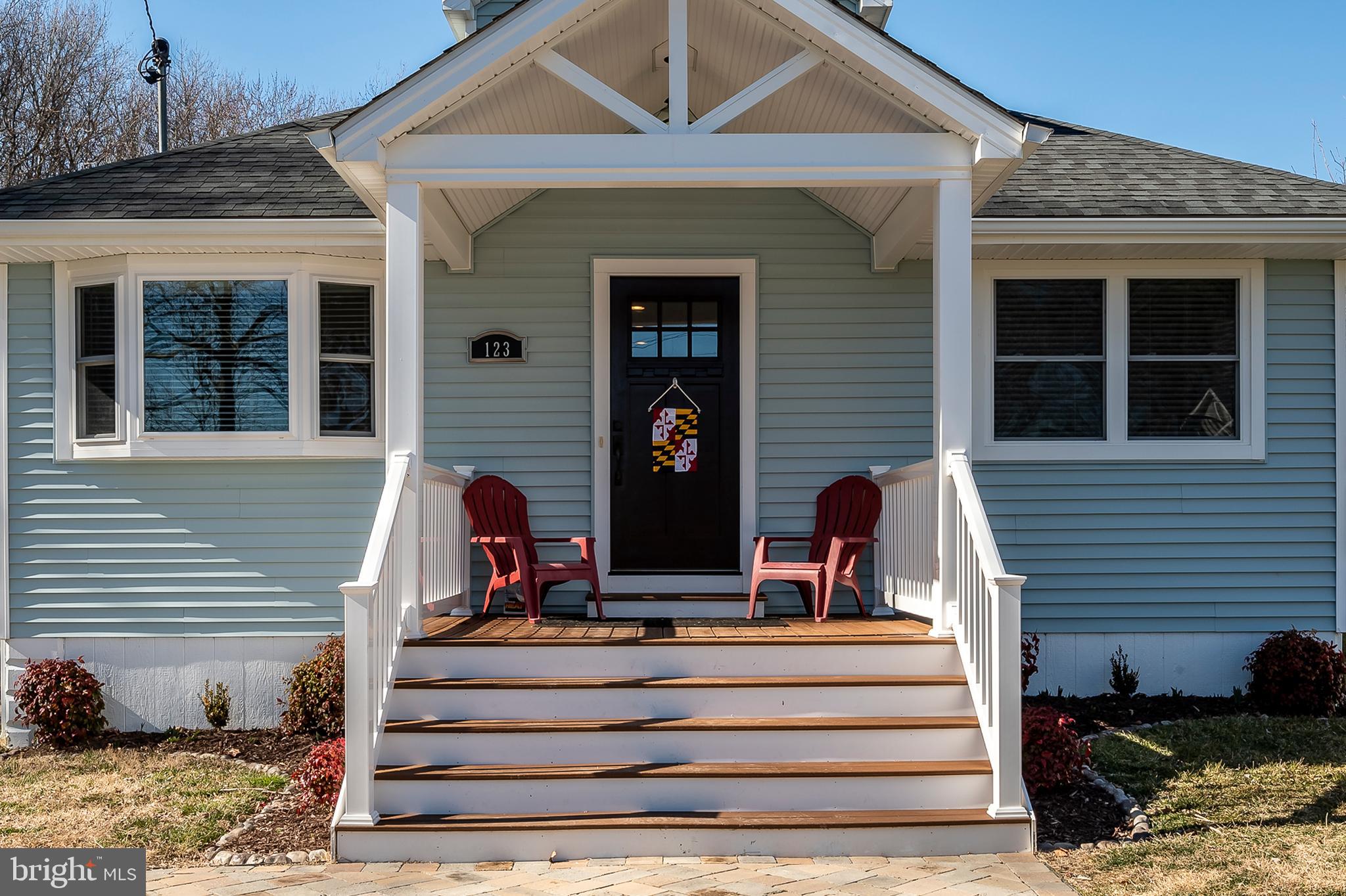 123 Washington Street Edgewater, MD 21037 - Photo 3 of 36 Front Porch