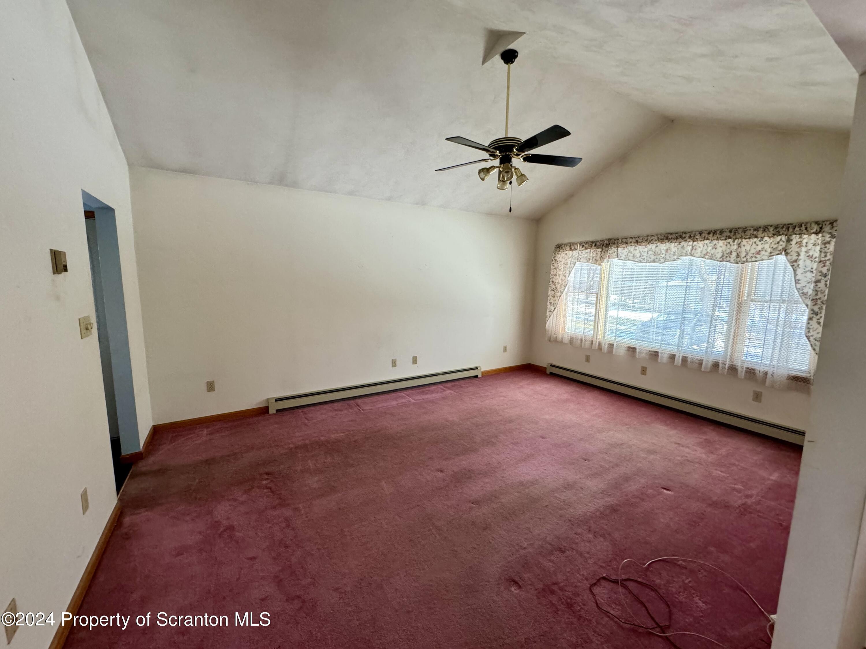 189 Pierce Road Carbondale, PA 18407 - Photo 8 of 21 Gallery Image 8