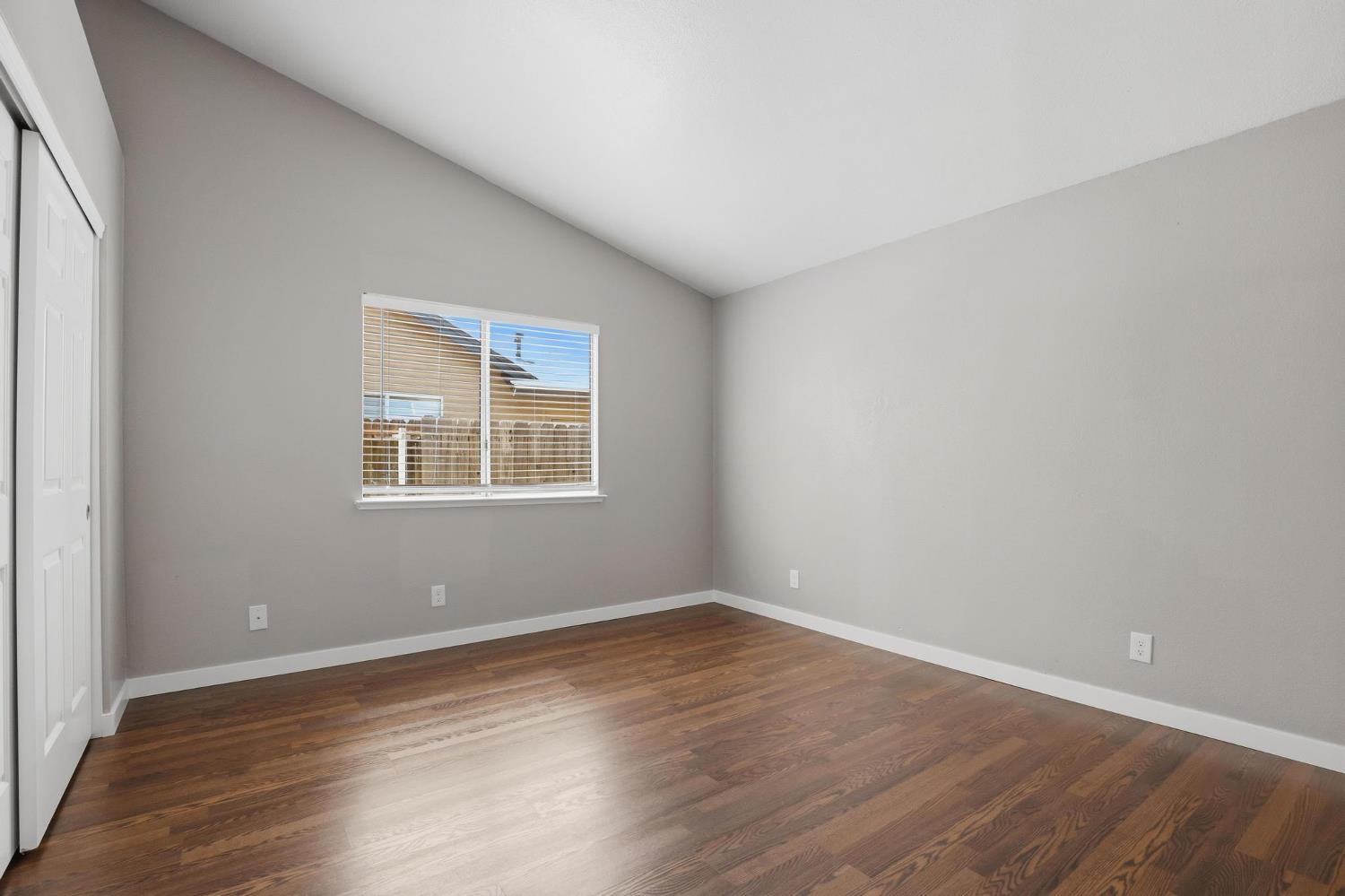 620 Teesdale Road Yuba City, CA 95991 - Photo 29 of 48 Bedoom 2