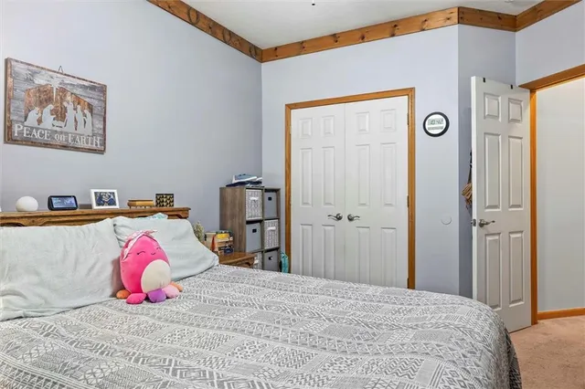 $340,000 | 147 West Colleen Court, Gardner, KS 66030