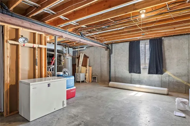 $340,000 | 147 West Colleen Court, Gardner, KS 66030