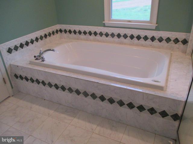 4619 Meadowcliff Road Glen Arm, MD 21057 - Photo 20 of 22 Bath