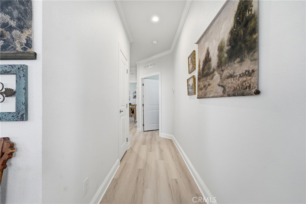 23301 Ridge Rte Drive, Unit 111 Laguna Hills, CA 92653 - Photo 35 of 43