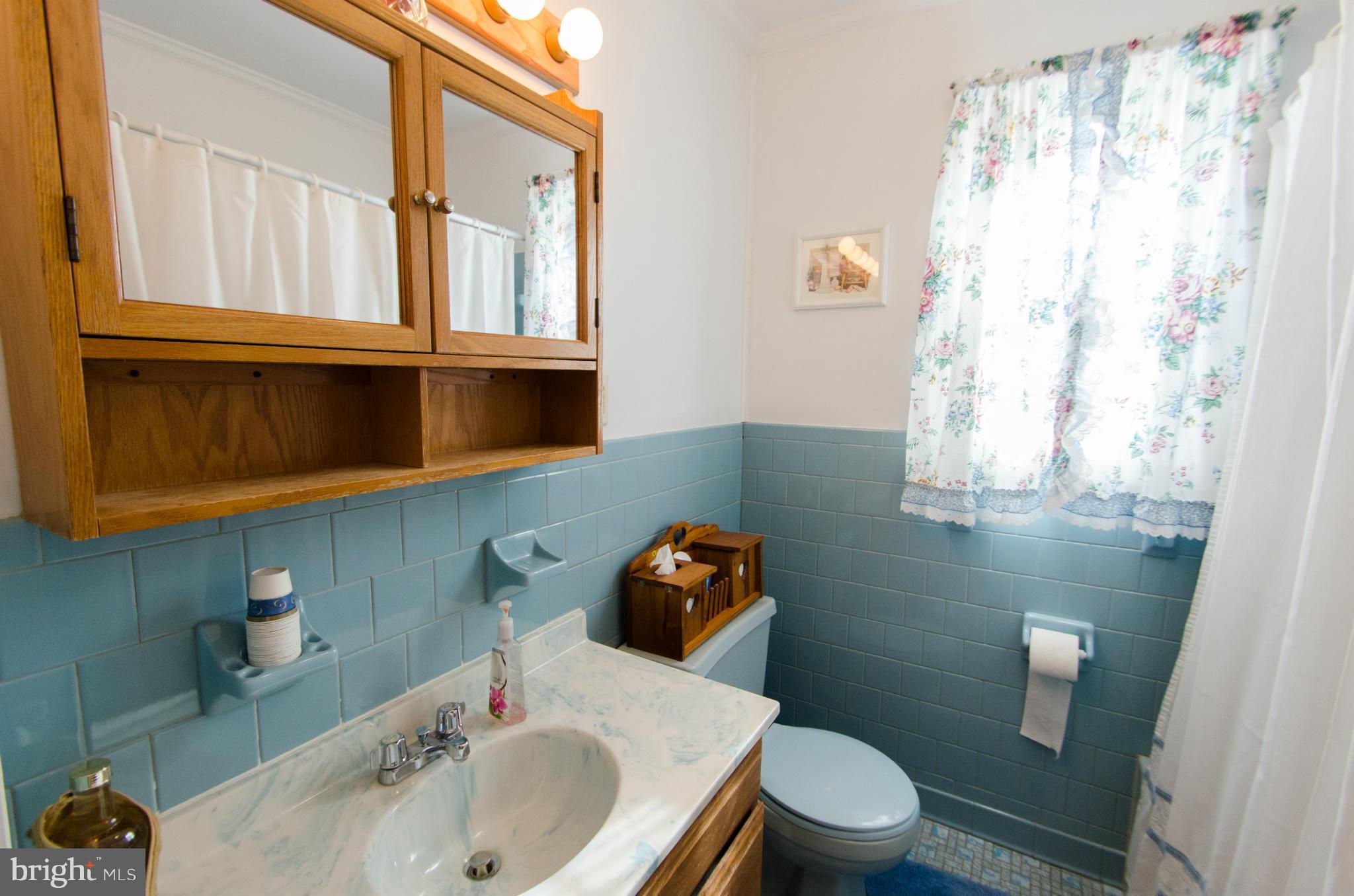 3814 Moravia Road Baltimore, MD 21206 - Photo 12 of 21 Bath