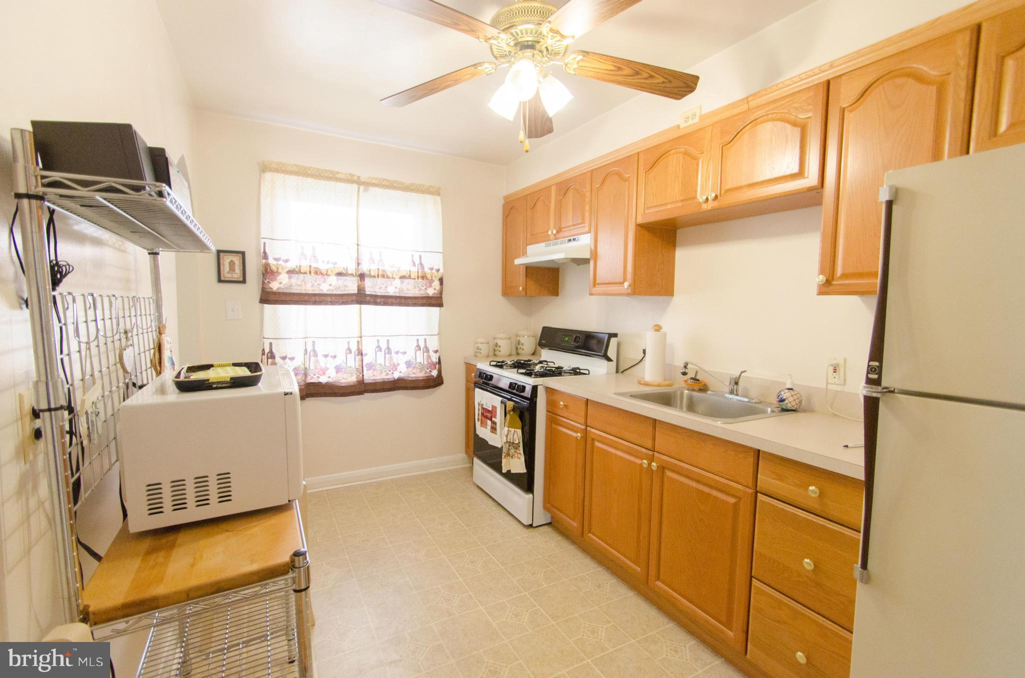 3814 Moravia Road Baltimore, MD 21206 - Photo 7 of 21 Kitchen