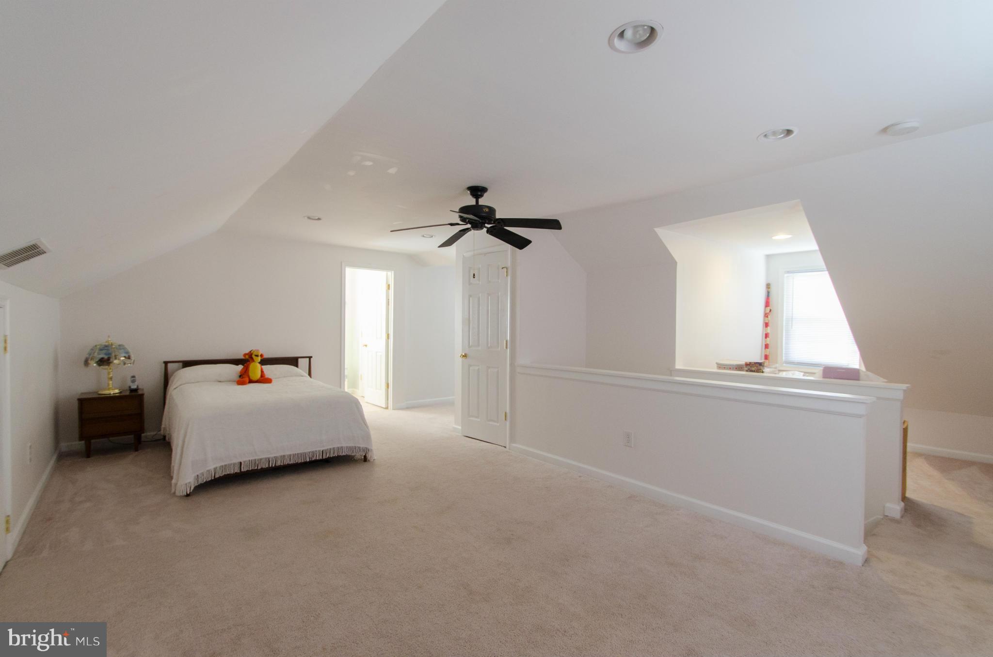 3814 Moravia Road Baltimore, MD 21206 - Photo 8 of 21 Bedroom (Master)