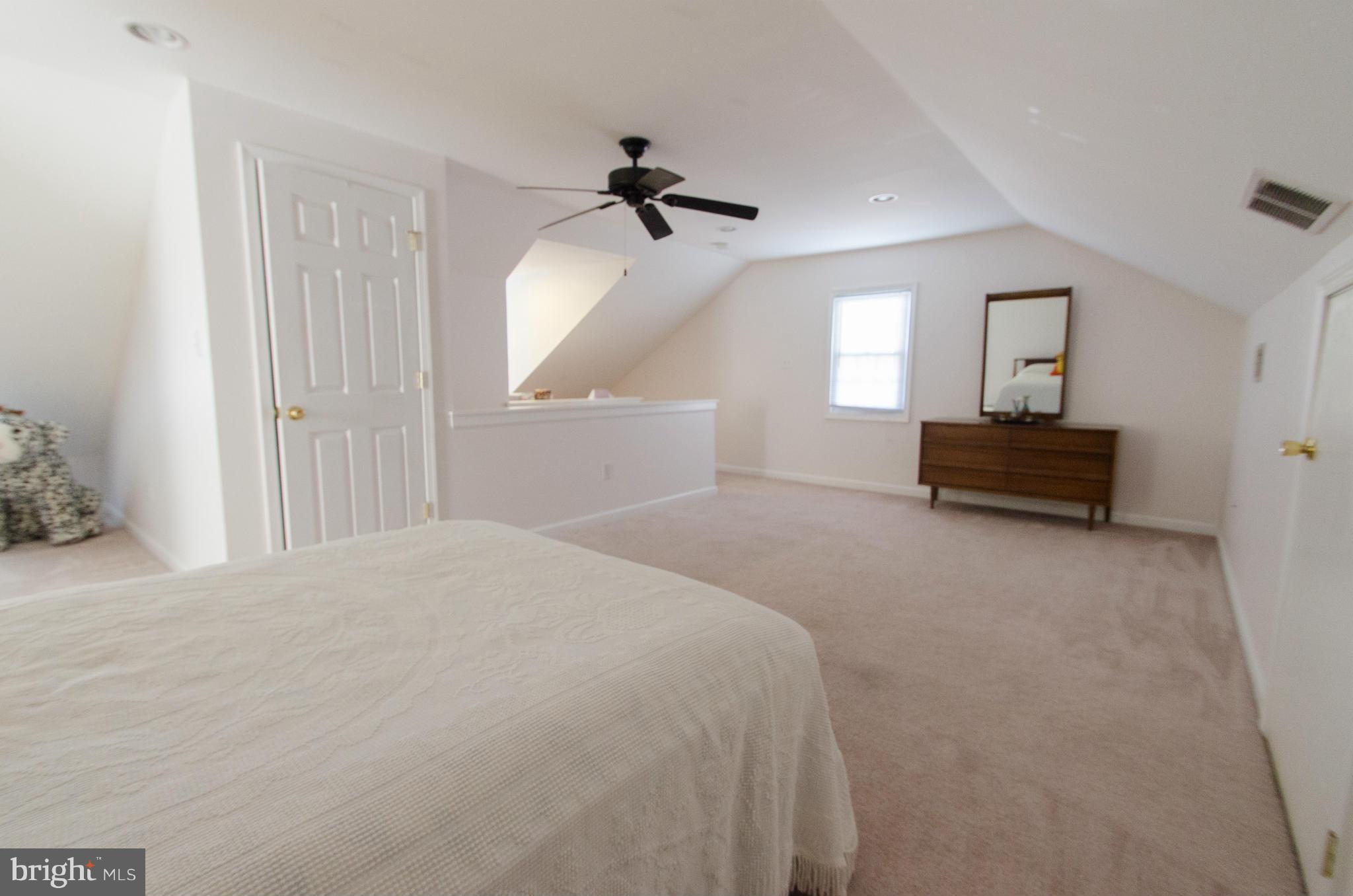 3814 Moravia Road Baltimore, MD 21206 - Photo 9 of 21 Bedroom (Master)