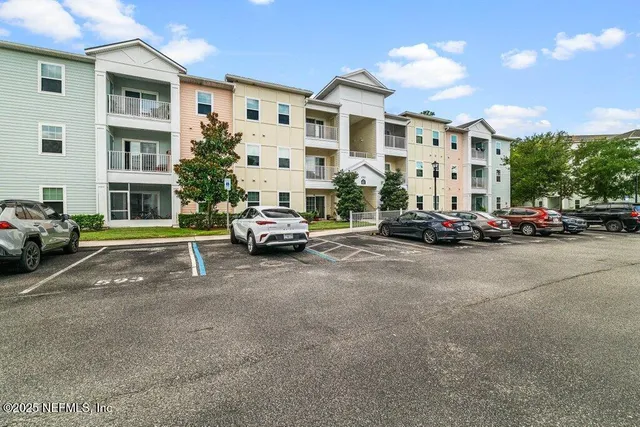 a car parked in front of a building