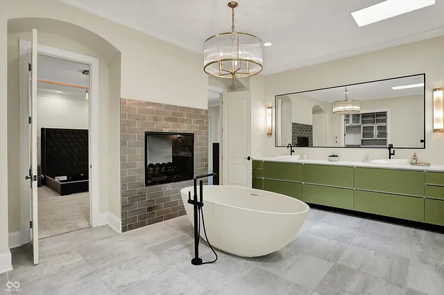 $2,200,000 | 20170 Starlight Court, Noblesville, IN 46062