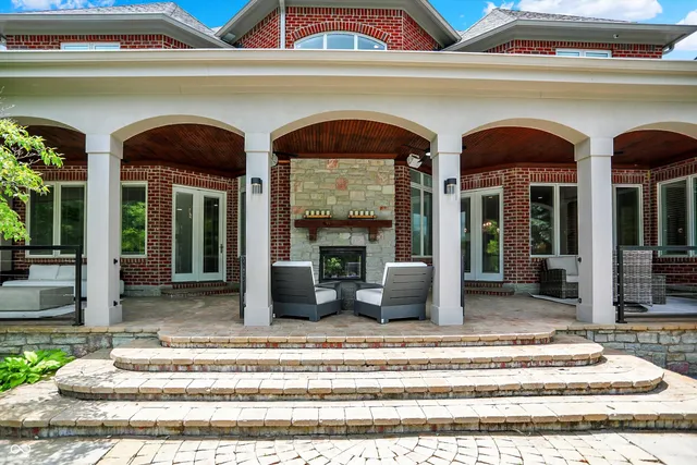 $2,200,000 | 20170 Starlight Court, Noblesville, IN 46062