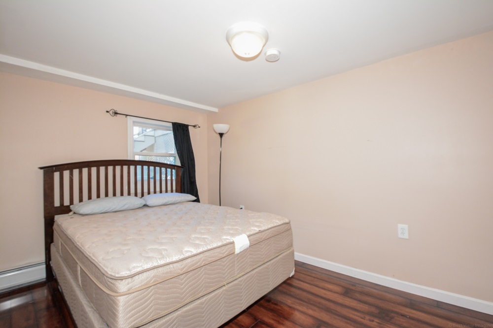 168 Island Pond Road Derry, NH 03038 - Photo 23 of 32