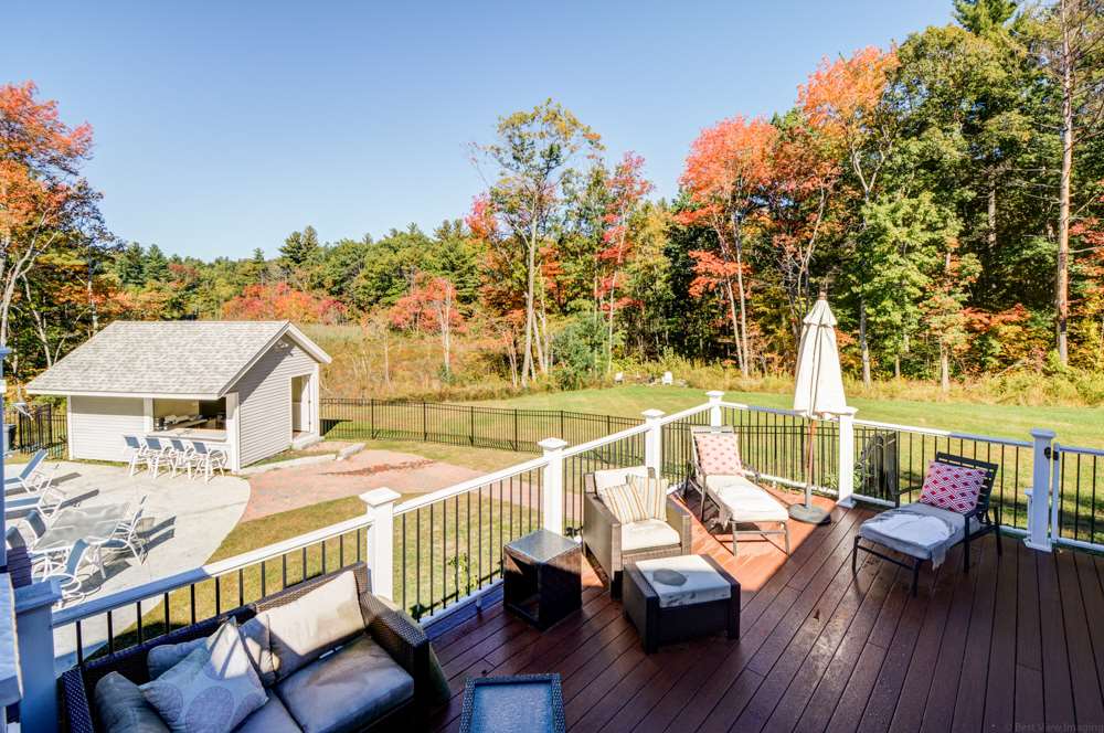 168 Island Pond Road Derry, NH 03038 - Photo 25 of 32