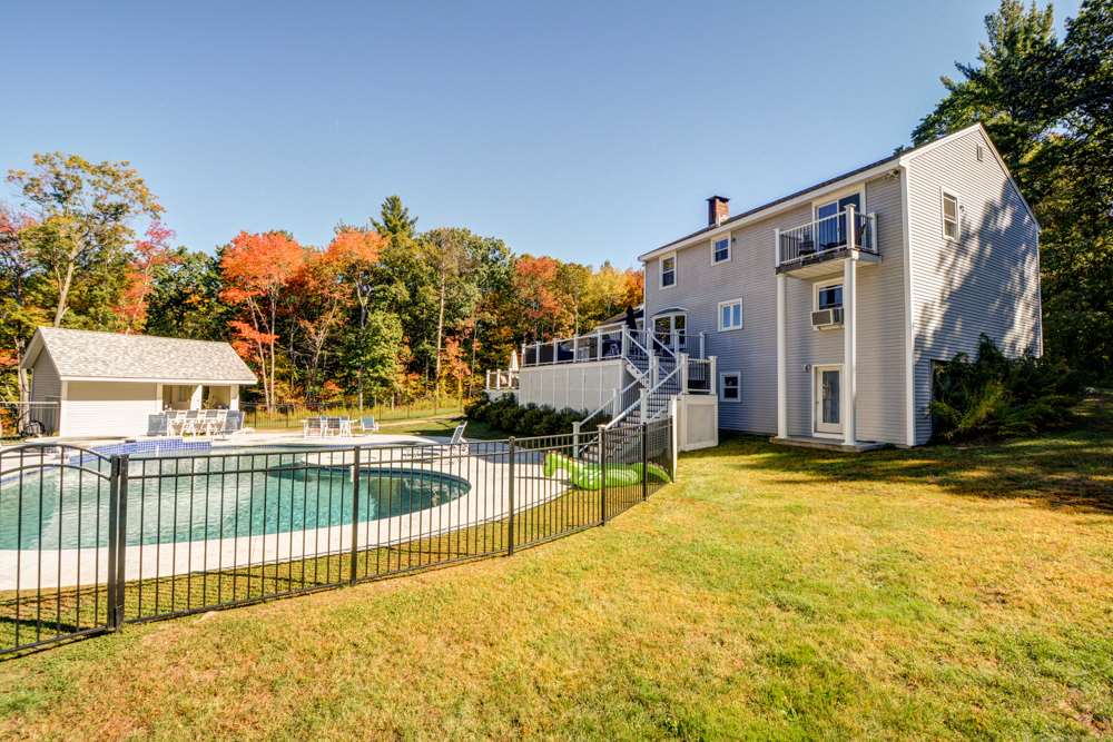 168 Island Pond Road Derry, NH 03038 - Photo 27 of 32