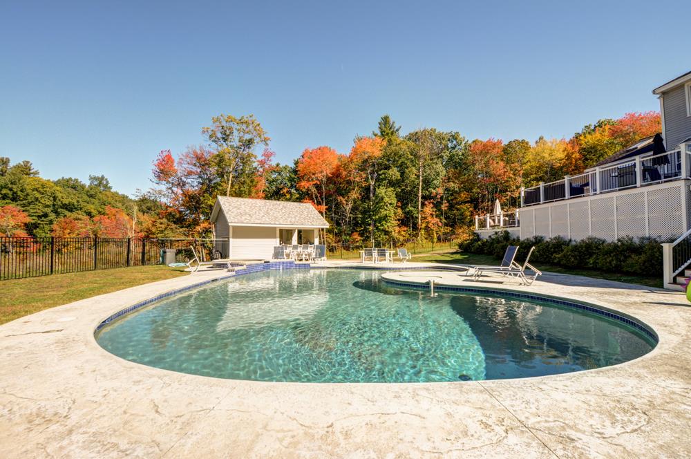 168 Island Pond Road Derry, NH 03038 - Photo 28 of 32