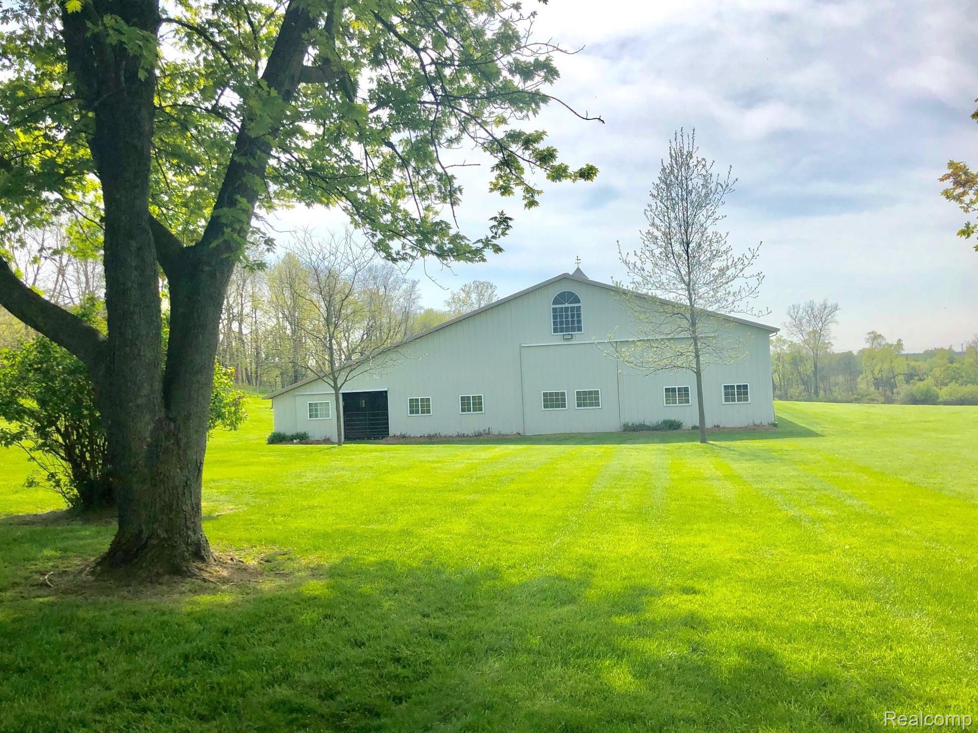 4744 Bishop Road Dryden, MI 48428 - Photo 57 of 89 IMG_4421.jpg