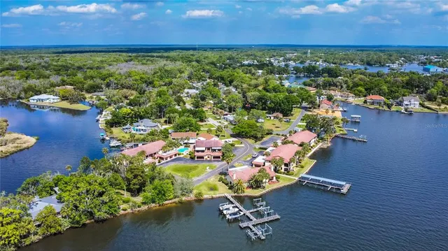 $550,000 | 363 Northwest 14th Place, Unit 363, Crystal River, FL 34428