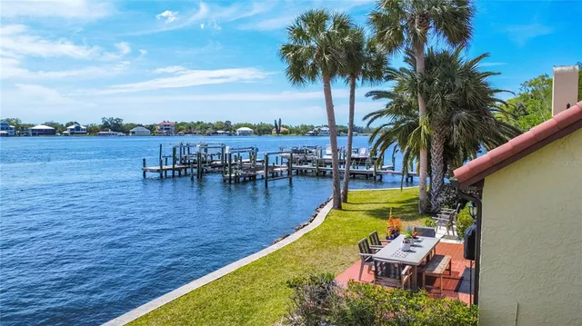 $550,000 | 363 Northwest 14th Place, Unit 363, Crystal River, FL 34428