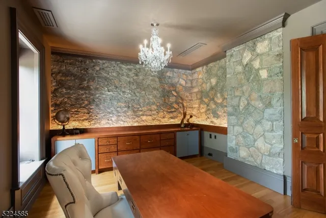 a view of entryway with a front door