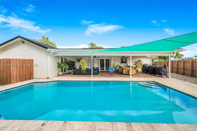 $6,200 | 15930 Southwest 90th Avenue, Palmetto Bay, FL 33157