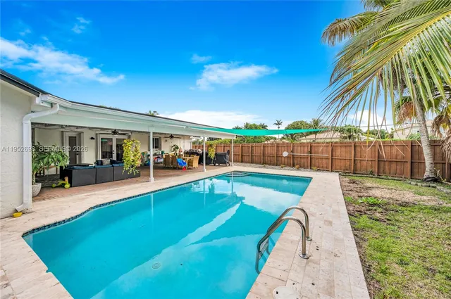 $6,200 | 15930 Southwest 90th Avenue, Palmetto Bay, FL 33157