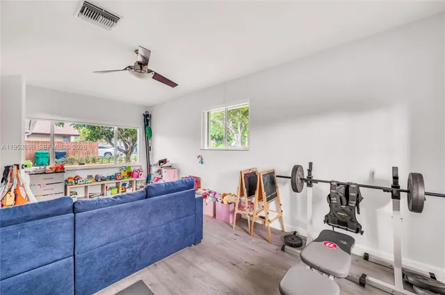 $6,200 | 15930 Southwest 90th Avenue, Palmetto Bay, FL 33157