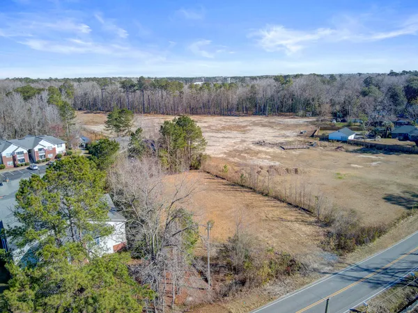 $149,000 | 210 Pidgeon Bay Road, Summerville, SC 29483