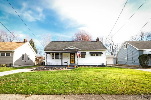 $264,900 | 54 Covington Drive, West Seneca, NY 14220