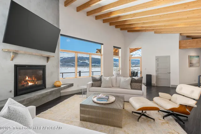 $2,995,000 | 3139 Slinger Court, Driggs, ID 83422