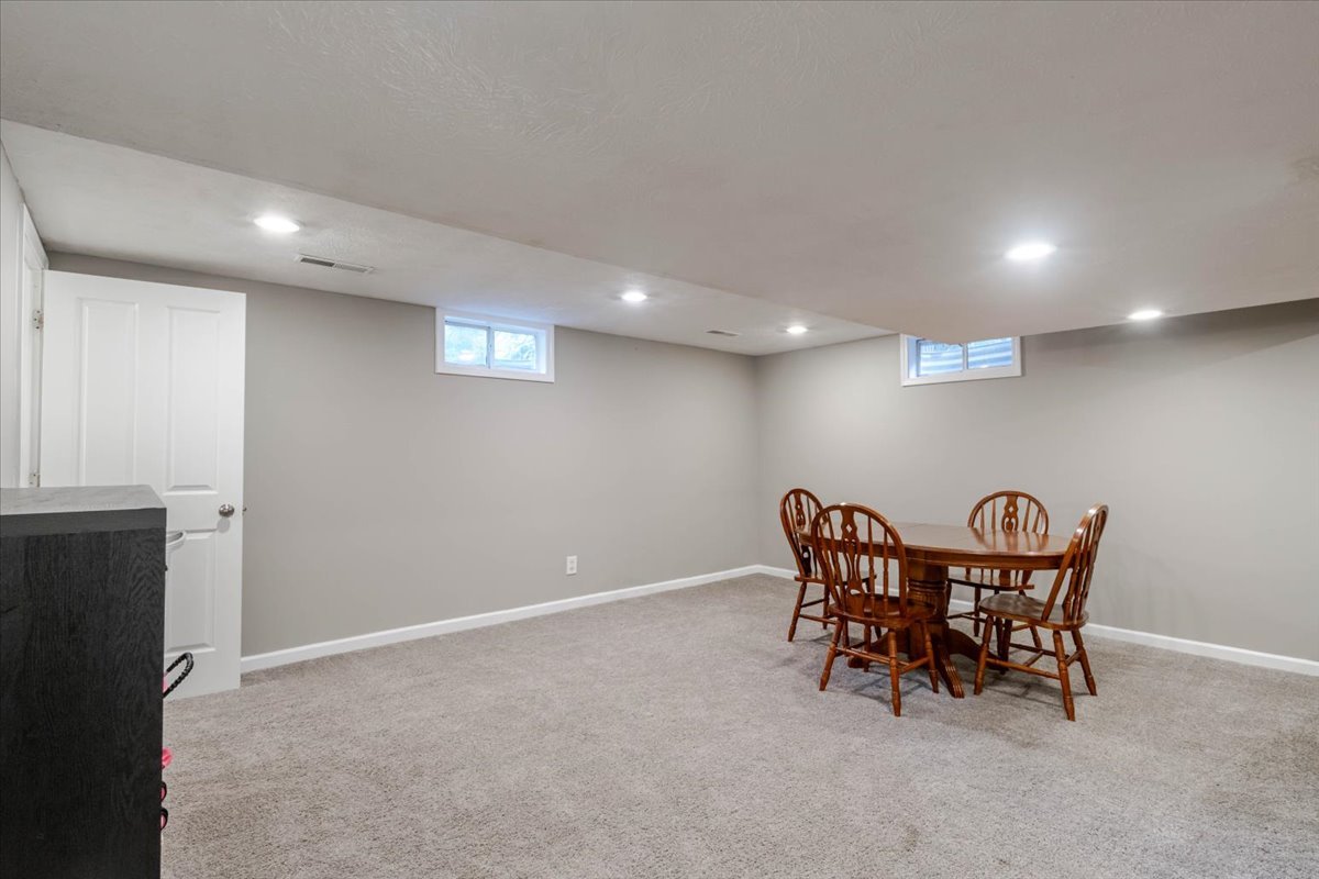 901 Ruston Avenue Normal, IL 61761 - Photo 28 of 40