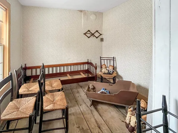 $39,750 | 507 West Pleasant Street, Freeport, IL 61032