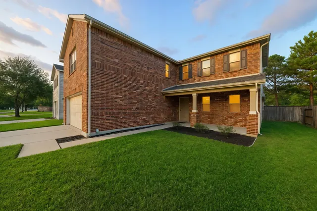 $355,000 | 18231 West Ridge Bend Lane, Cypress, TX 77433