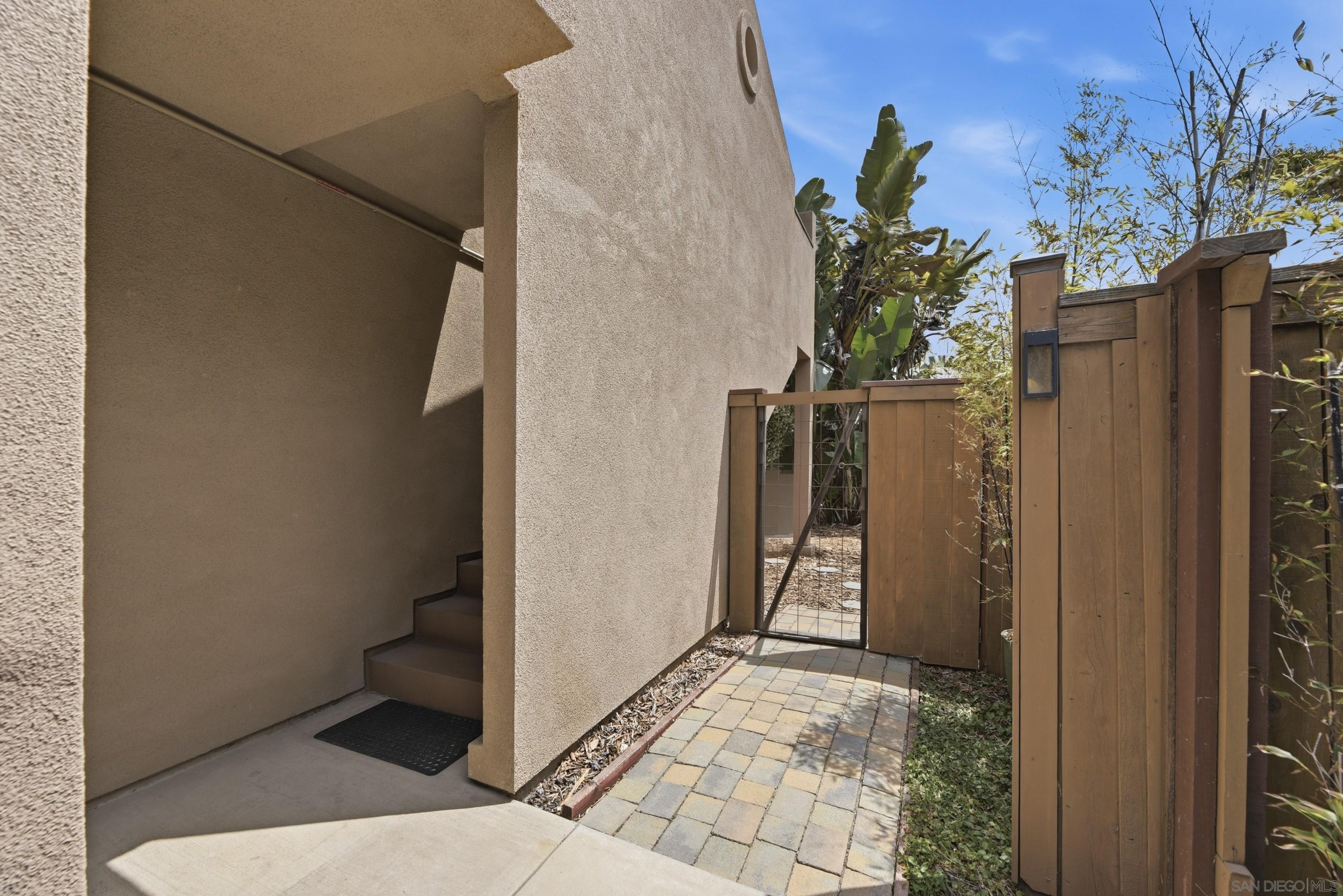 2275 Cameo Road Carlsbad, CA 92008 - Photo 42 of 60