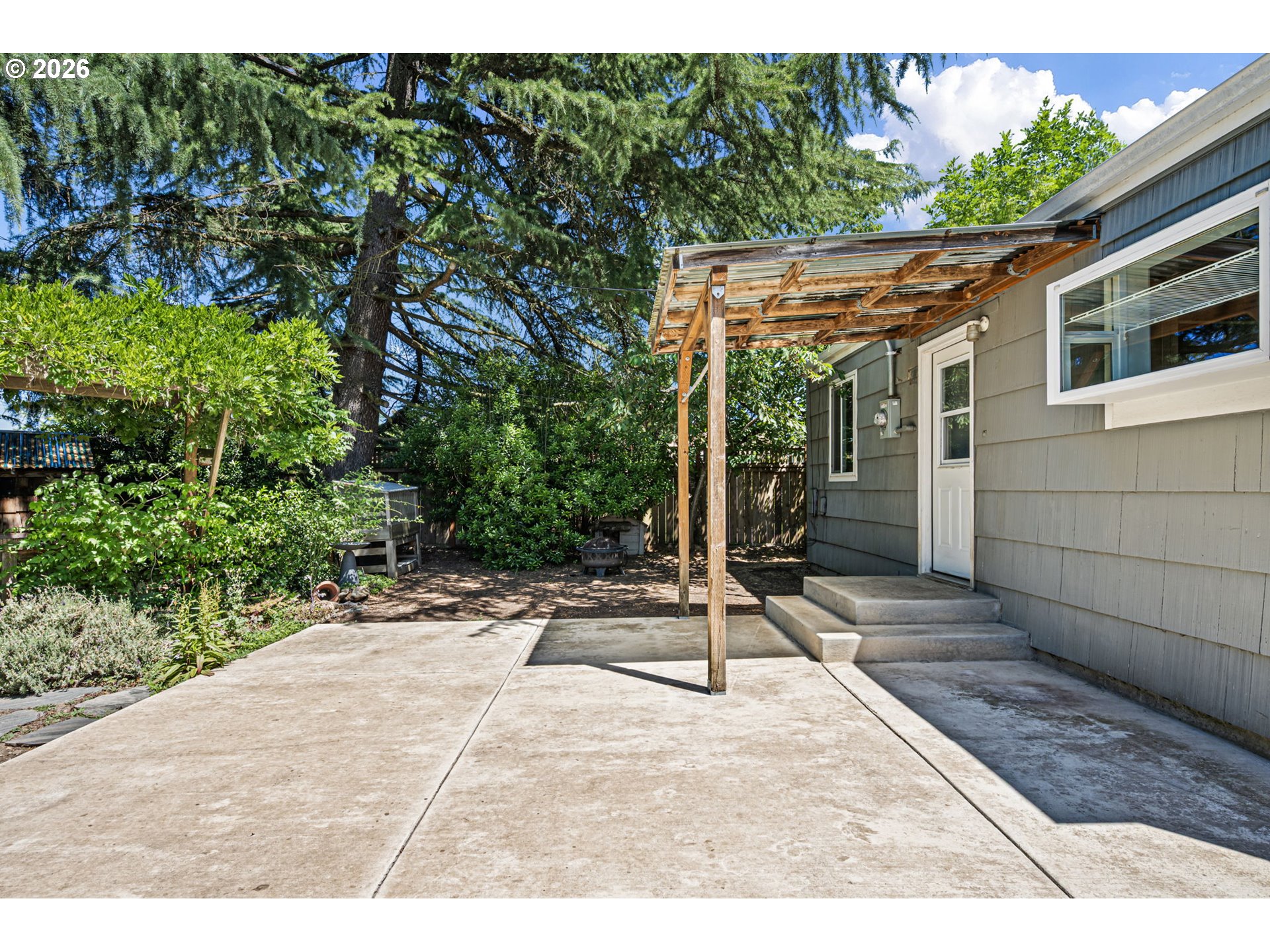 1716 G Street Springfield, OR 97477 - Photo 26 of 28