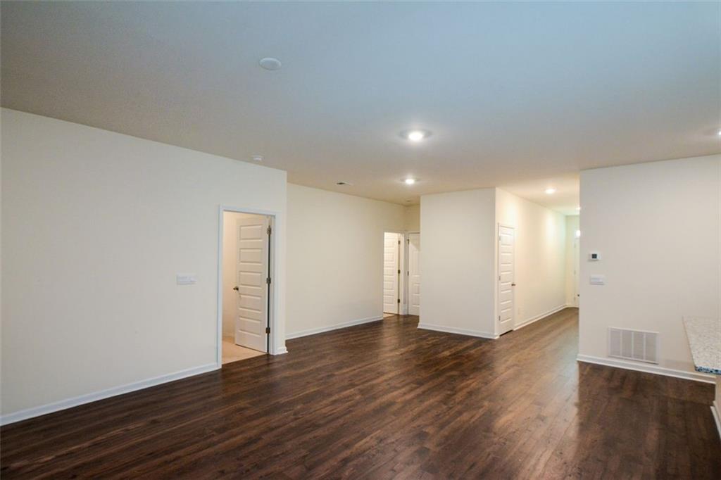 8594 Seabiscuit Road Lithonia, GA 30058 - Photo 10 of 33
