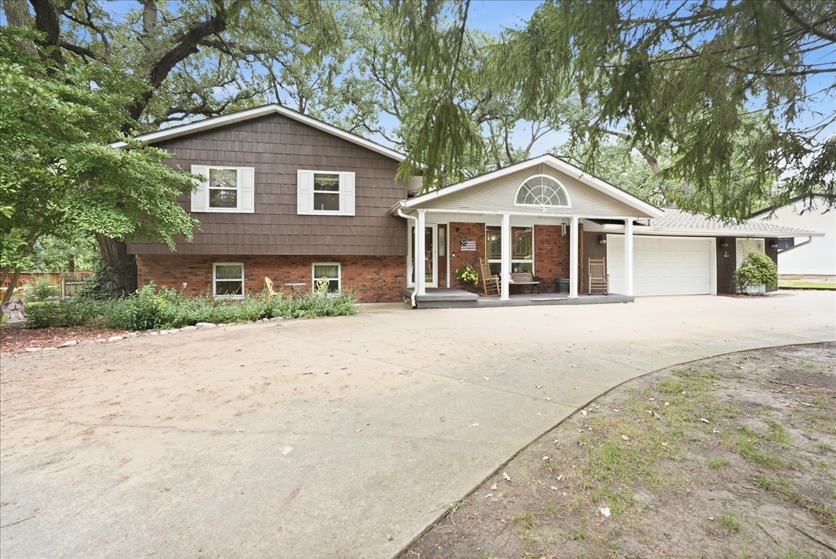 26 Timber Ridge Drive Fairbury, IL 61739 - Photo 2 of 51 Gallery Image 2