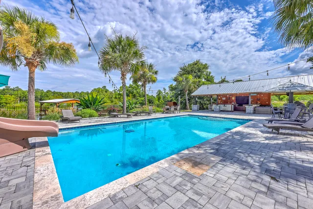 $1,000,000 | 126 Fire Lane, Cross, SC 29436