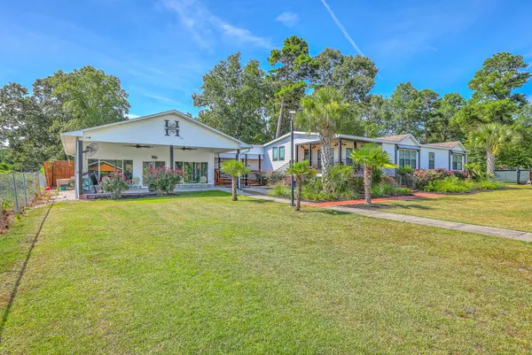 $950,000 | 126 Fire Lane, Cross, SC 29436