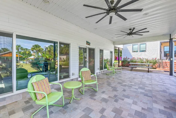 $950,000 | 126 Fire Lane, Cross, SC 29436