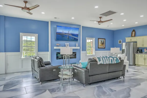 $950,000 | 126 Fire Lane, Cross, SC 29436