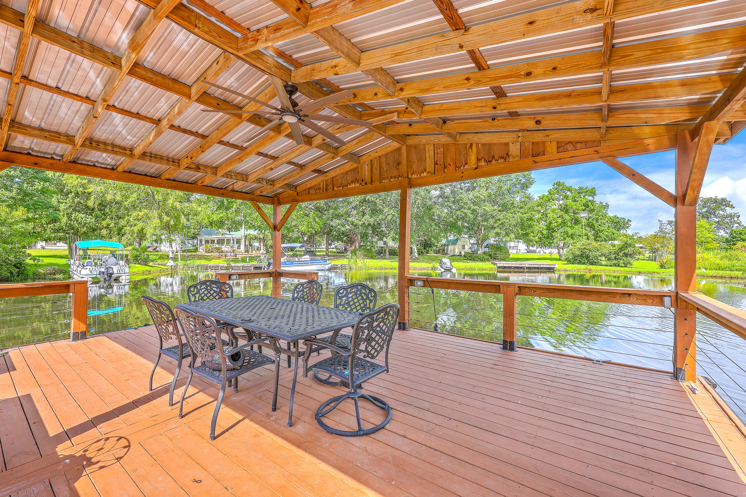 126 Fire Lane Cross, SC 29436 - Photo 4 of 90 Covered Dock