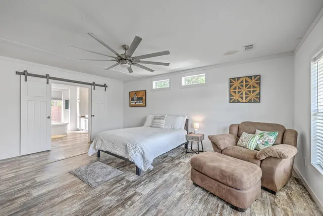 $1,000,000 | 126 Fire Lane, Cross, SC 29436