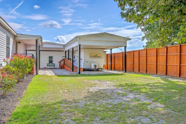 $1,000,000 | 126 Fire Lane, Cross, SC 29436