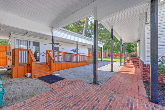 $1,000,000 | 126 Fire Lane, Cross, SC 29436